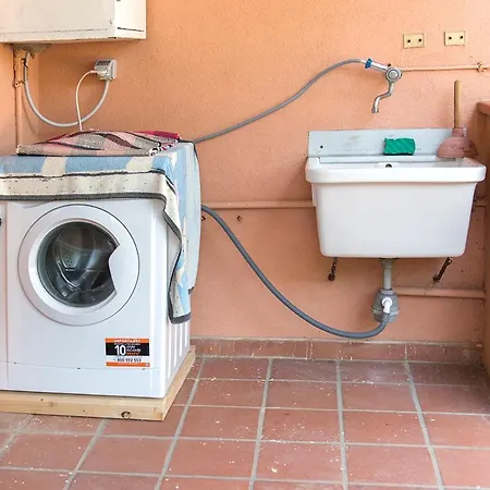 M323 - Marcelli, Delizioso Trilocale Con Giardino *